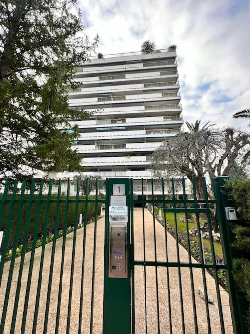 Apartamento Cannes Panorama - Piscine, Vue Mer, Parking, Clim Exterior foto